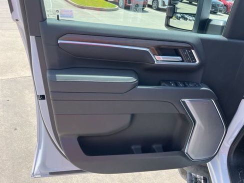 New 2025 Chevrolet Silverado 2500 High Country w/ Technology Package image 18