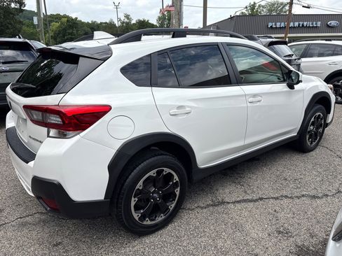 Used 2022 Subaru Crosstrek 2.0i Premium image 9