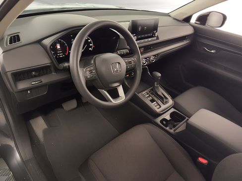 Used 2024 Honda CR-V EX image 4