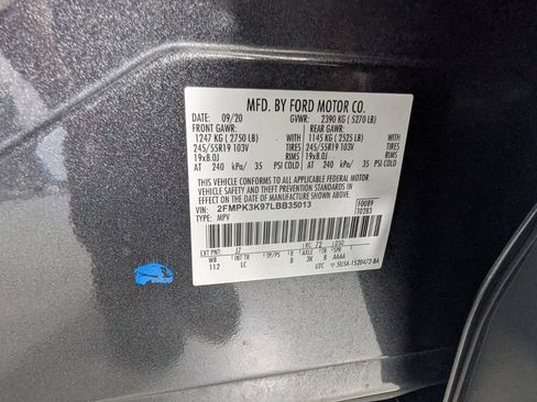 Used 2020 Ford Edge Titanium FWD image 27