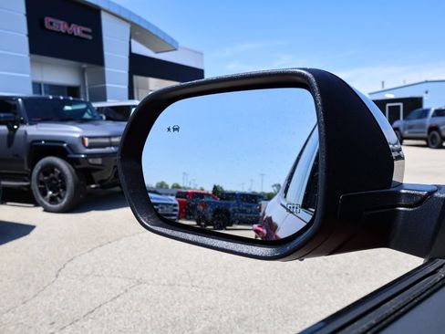 New 2026 GMC Acadia Elevation w/ Black Edition AWD/4WD image 30