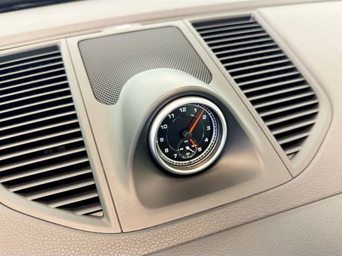 Used 2021 Porsche Macan image 28