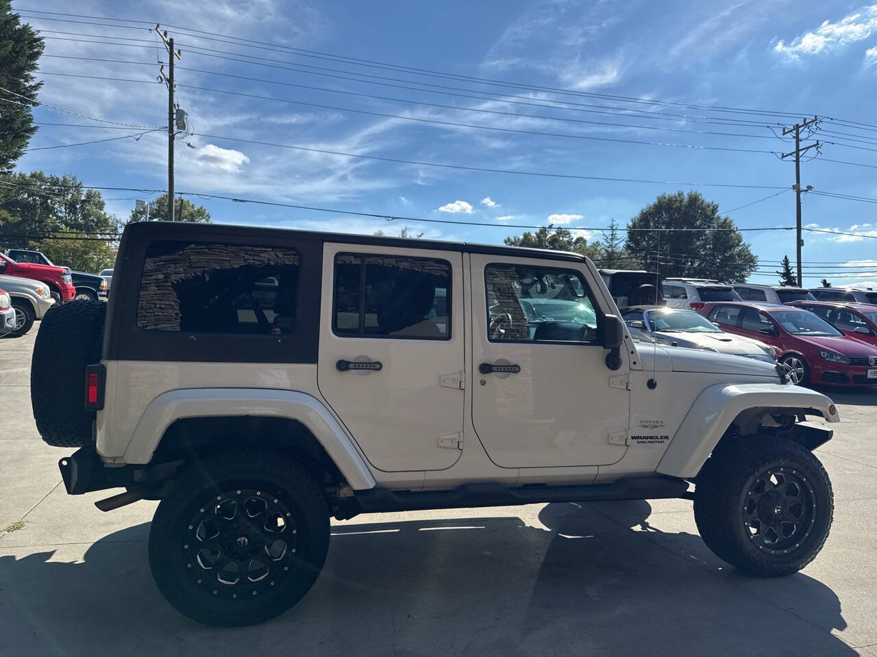 Used 2013 Jeep Wrangler Unlimited Sahara w/ Dual Top Group AWD/4WD image 6