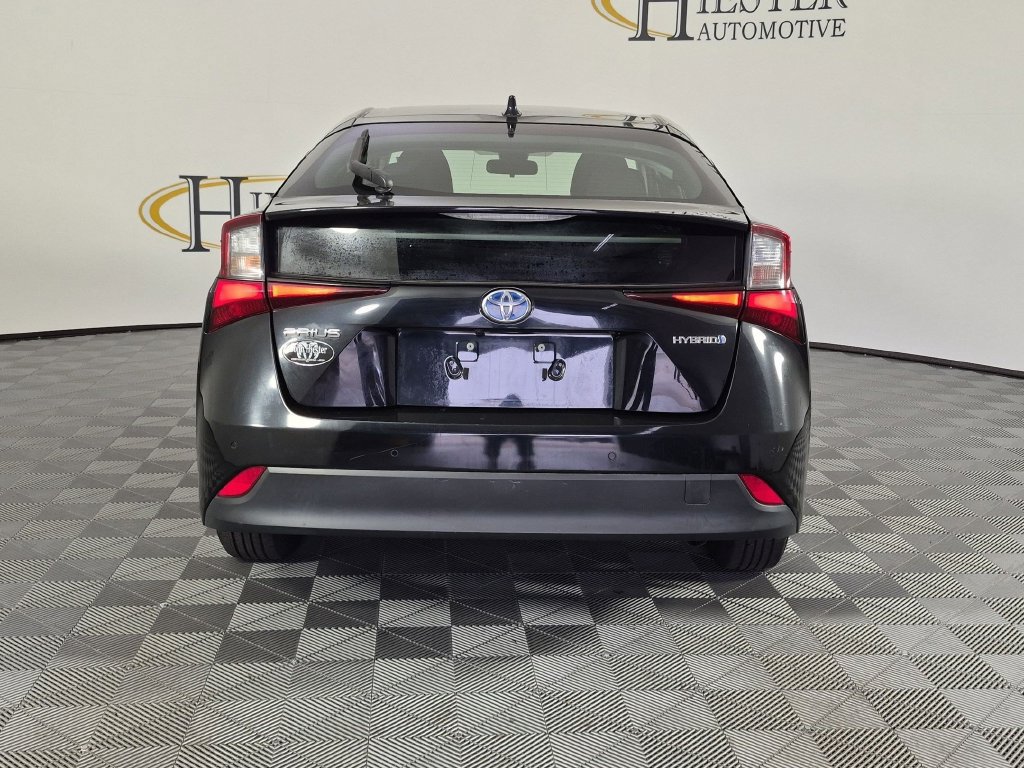 Used 2021 Toyota Prius LE FWD image 6