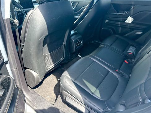 Used 2022 Lincoln Corsair AWD w/ Premium Package image 10