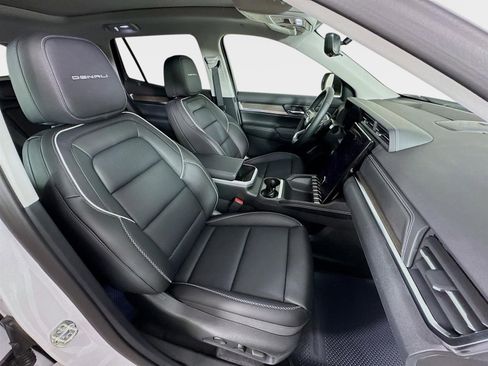 New 2026 GMC Terrain Denali AWD/4WD image 29