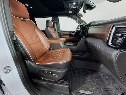 Used 2025 GMC Sierra 2500 Denali Ultimate w/ Max Trailering Package image 31