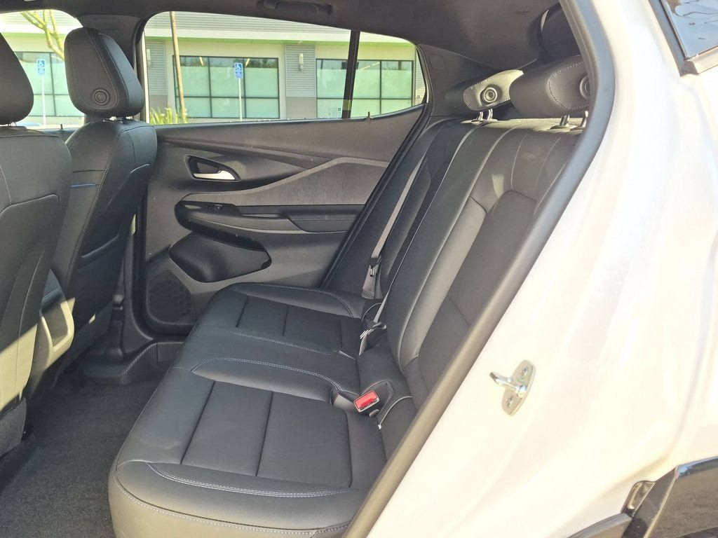 New 2026 Buick Envista Sport Touring w/ Convenience I Package FWD image 21