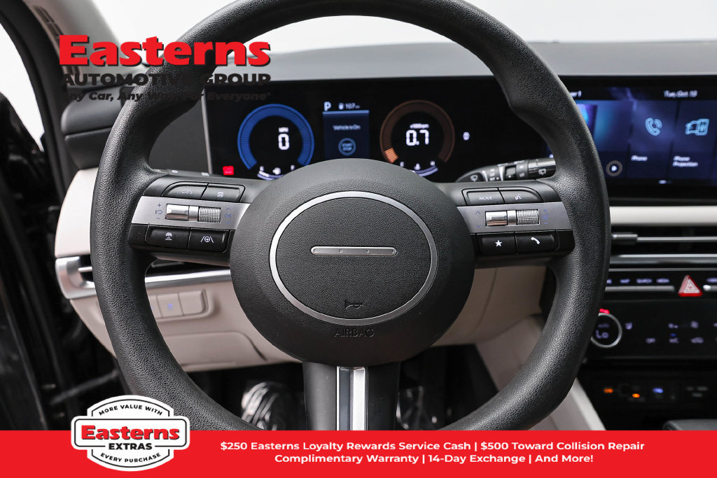 Used 2025 Hyundai Tucson SEL FWD image 11