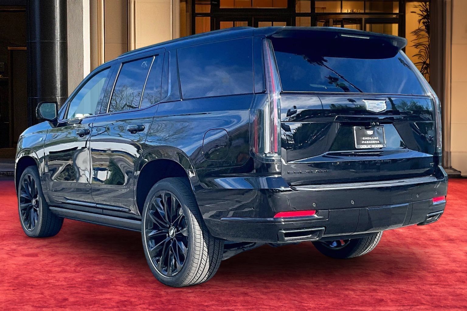 New 2026 Cadillac Escalade Platinum Sport AWD/4WD image 4