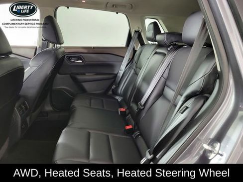 Used 2023 Nissan Rogue SV w/ SV Premium B Package image 15