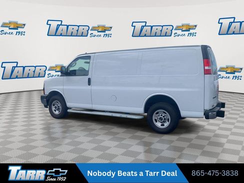 Used 2024 GMC Savana 2500 w/ Driver Convenience Package RWD image 6