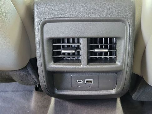 Used 2020 Cadillac XT4 Premium Luxury image 13