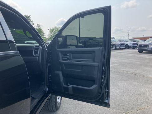 Certified 2024 RAM 2500 Tradesman w/ Chrome Appearance Group AWD/4WD image 18
