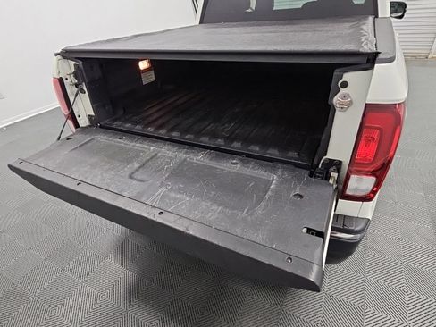 Used 2017 Honda Ridgeline RTL-T image 34