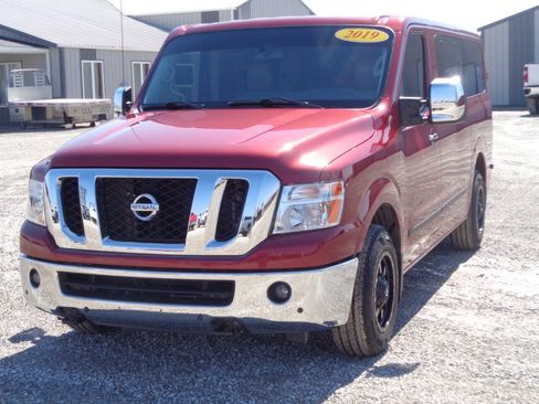 Used 2019 Nissan NV 3500 SL RWD image 1