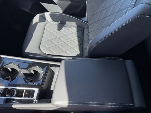 New 2026 Volkswagen Atlas SEL Premium R-Line AWD/4WD image 14
