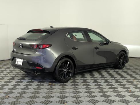 Used 2019 MAZDA MAZDA3 Hatchback w/ Premium Package image 7