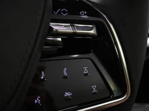 New 2025 Cadillac Lyriq Sport image 31