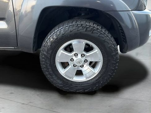 Used 2010 Toyota Tacoma 4x4 Double Cab w/ TRD Sport Pkg image 31