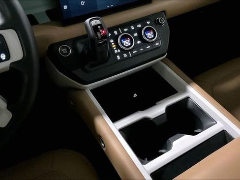 Certified 2025 Land Rover Defender 130 S image 19