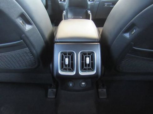 Used 2021 Kia Sorento S FWD image 28
