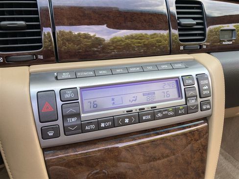 Used 2008 Lexus SC 430 Convertible RWD image 26