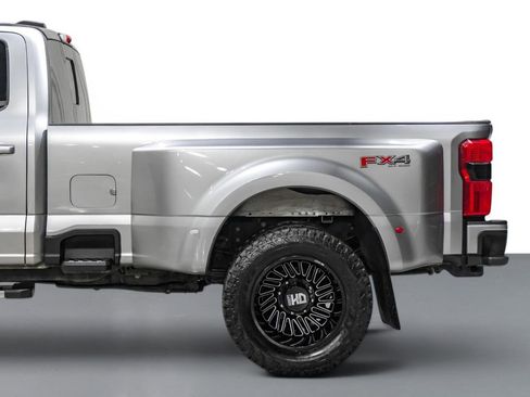 Used 2024 Ford F350 Lariat AWD/4WD image 12