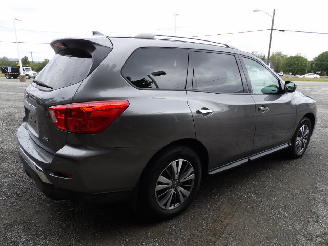 Used 2019 Nissan Pathfinder S AWD/4WD image 5