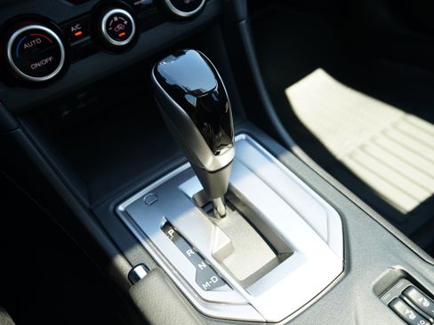 Used 2023 Subaru Crosstrek 2.0i Premium w/ Popular Package #4A image 24