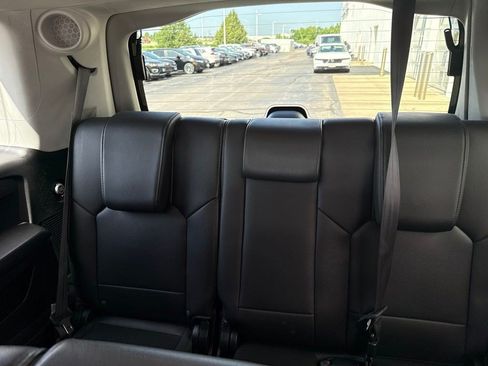 Used 2015 Honda Pilot Touring image 10