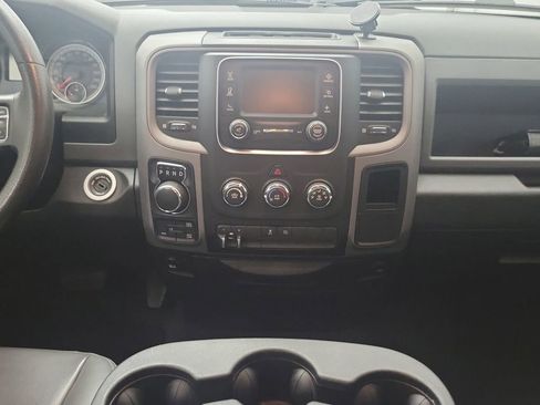 Used 2019 RAM 1500 Express image 20