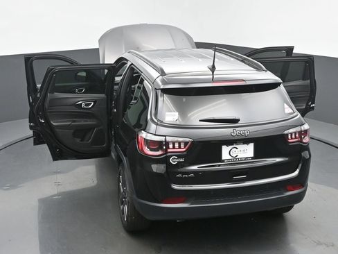 New 2026 Jeep Compass Limited image 64