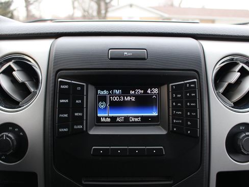 Used 2014 Ford F150 XLT w/ Equipment Group 302A Luxury image 25