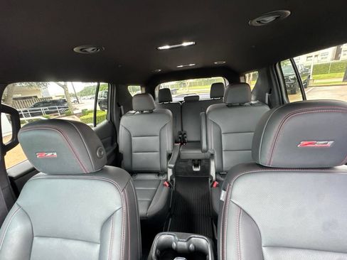 Used 2024 Chevrolet Traverse Z71 w/ LPO, Floor Liner Package AWD/4WD image 18