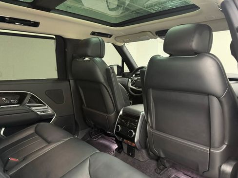 Used 2023 Land Rover Range Rover Long Wheelbase SE AWD/4WD image 18