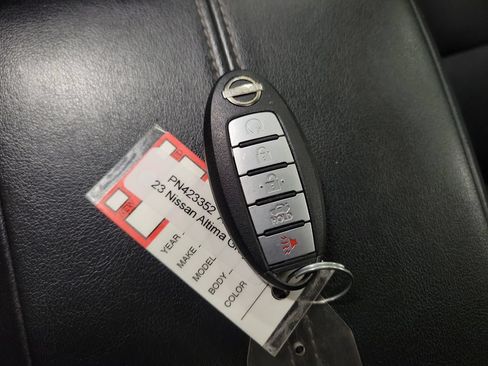 Used 2023 Nissan Altima 2.5 SL FWD image 19