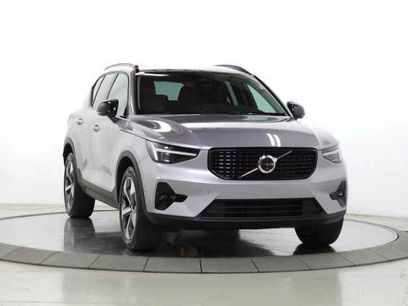 Used 2026 Volvo XC40 B5 Plus
