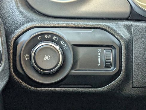 Used 2023 Jeep Wrangler Sport S image 20