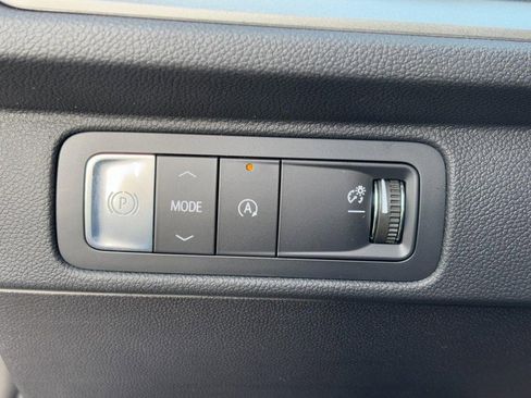 New 2026 Chevrolet Traverse LT w/ Driver Confidence Package FWD image 12