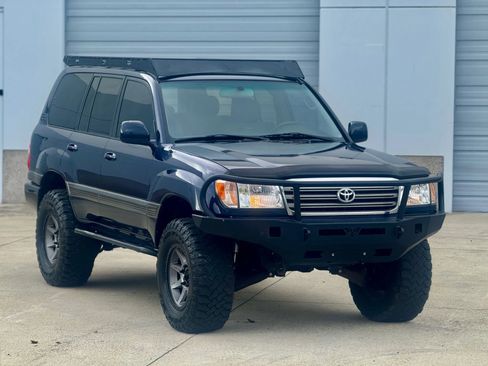 Used 2005 Toyota Land Cruiser AWD/4WD image 15