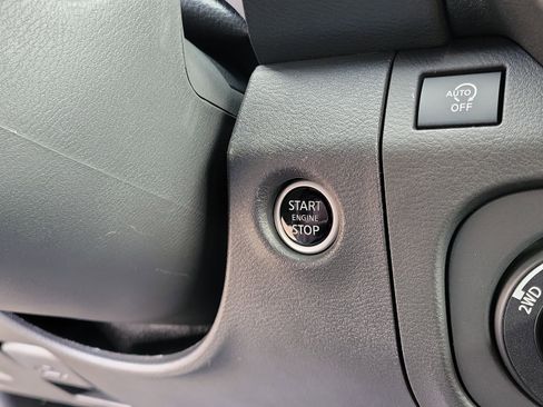 Used 2025 Nissan Frontier PRO-4X w/ Pro Convenience Package image 28