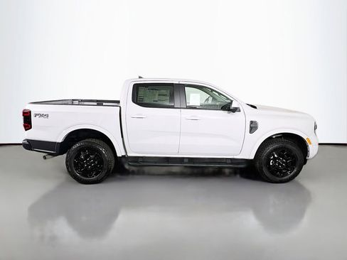 New 2026 Ford Ranger Lariat w/ FX4 Off-Road Package image 17