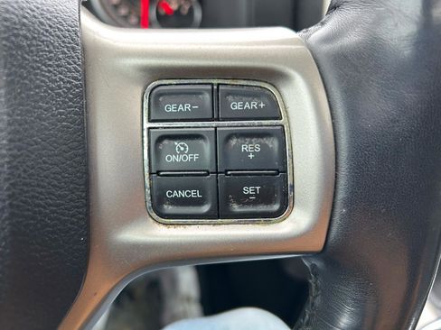 Used 2017 RAM 1500 Laramie image 19