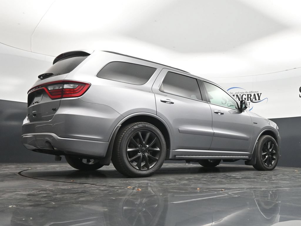 Used 2018 Dodge Durango R/T w/ Technology Group AWD/4WD image 32
