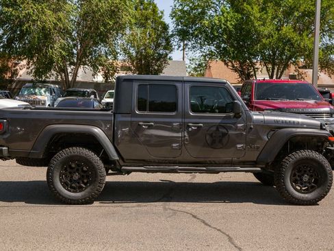 Used 2020 Jeep Gladiator Sport w/ Quick Order Package 23S AWD/4WD image 4