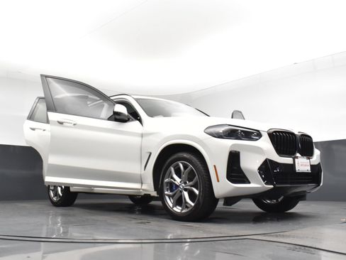 Used 2022 BMW X3 xDrive30i w/ Premium Package Essential AWD/4WD image 29