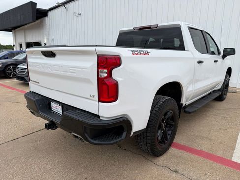 Used 2024 Chevrolet Silverado 1500 LT Trail Boss w/ Protection Package AWD/4WD image 7