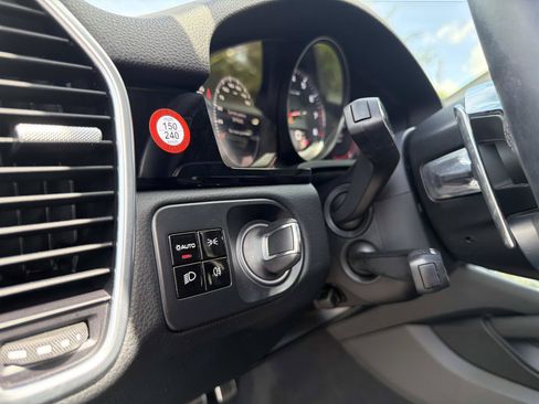 Used 2019 Porsche Cayenne S AWD/4WD image 42