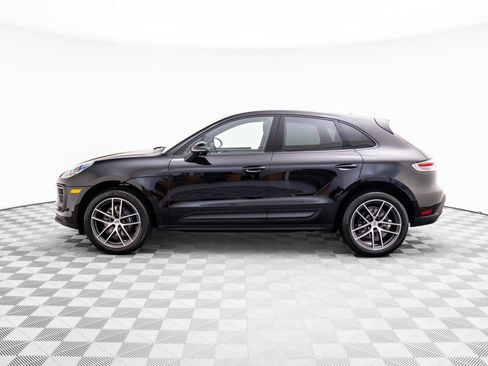 New 2026 Porsche Macan image 2